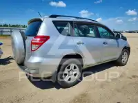 2011 Toyota RAV4 photo