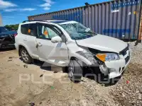 2011 Toyota RAV4 photo