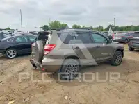 2011 Toyota RAV4 photo