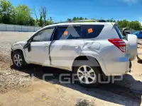 2011 Toyota RAV4 photo