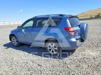 2011 Toyota RAV4 photo