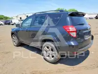 2011 Toyota RAV4 photo