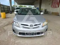 2011 Toyota COROLLA фото