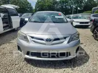 2011 Toyota COROLLA фото