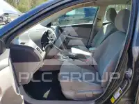 2011 Toyota COROLLA фото