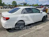 2011 Toyota COROLLA фото