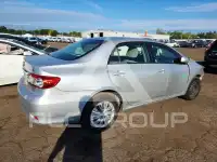 2011 Toyota COROLLA фото
