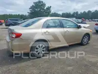 2011 Toyota COROLLA фото