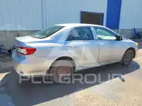 2011 Toyota COROLLA фото