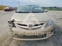 2011 Toyota COROLLA фото