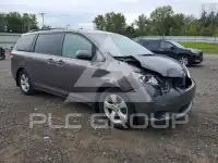2011 Toyota SIENNA фото
