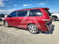 2011 Toyota SIENNA фото