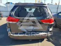 2011 Toyota SIENNA фото