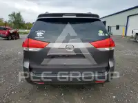 2011 Toyota SIENNA фото