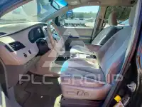 2011 Toyota SIENNA фото