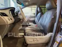 2011 Toyota SIENNA фото