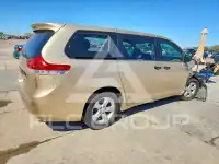 2011 Toyota SIENNA фото