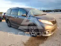 2011 Toyota SIENNA фото