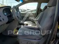 2011 Toyota SIENNA фото