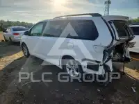 2011 Toyota SIENNA photo