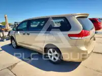 2011 Toyota SIENNA фото