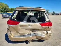 2011 Toyota SIENNA photo
