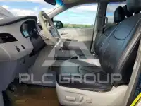 2011 Toyota SIENNA фото