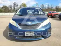 2011 Toyota SIENNA фото