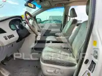 2011 Toyota SIENNA фото