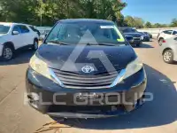 2011 Toyota SIENNA фото