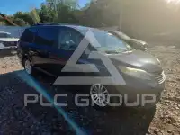 2011 Toyota SIENNA photo