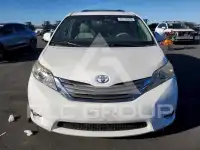 2011 Toyota SIENNA фото