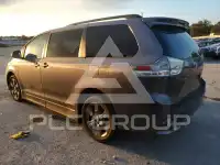 2011 Toyota SIENNA фото