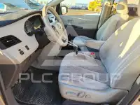 2011 Toyota SIENNA фото