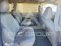 2011 Toyota SIENNA фото