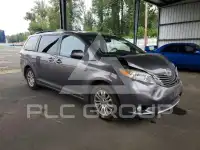 2011 Toyota SIENNA фото