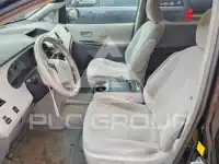 2011 Toyota SIENNA photo
