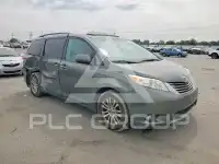 2011 Toyota SIENNA фото