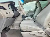 2011 Toyota SIENNA фото