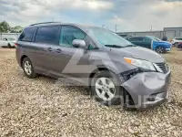 2011 Toyota SIENNA фото