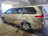 2011 Toyota SIENNA фото
