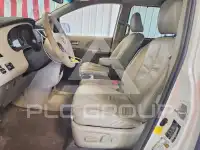 2011 Toyota SIENNA photo