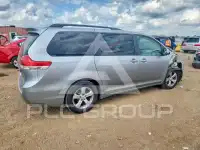 2011 Toyota SIENNA photo