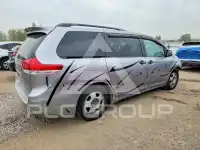 2011 Toyota SIENNA фото