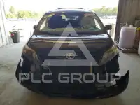 2011 Toyota SIENNA photo