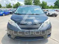 2011 Toyota SIENNA фото
