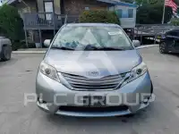2011 Toyota SIENNA фото