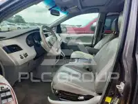 2011 Toyota SIENNA photo