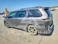 2011 Toyota SIENNA фото
