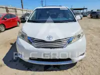 2011 Toyota SIENNA фото